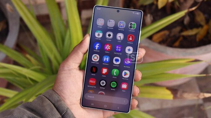 Samsung Revamps Messages UI in One UI 8.5 Overhaul