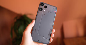 Google Softens Sideloading Ban for “Experienced” Android Users Google Softens Sideloading Ban for "Experienced" Android Users