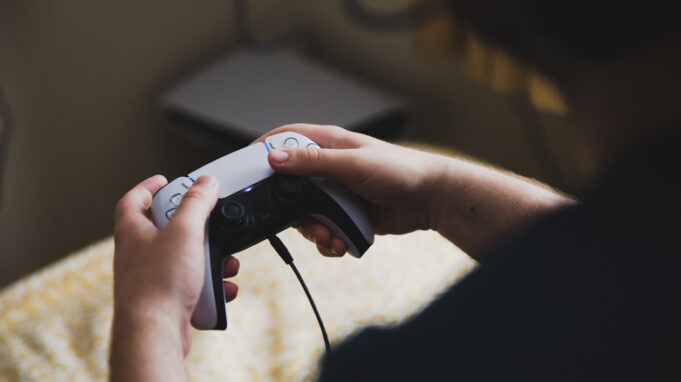 Valve Steam Emerges as PlayStation's Next Major Rival