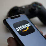Amazon Develops AI Phone With Xbox Cofounder