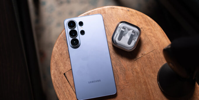 Featured image for: Samsung Galaxy S26 Gets April Security Update Rollout Samsung Galaxy S26 Gets April Security Update Rollout