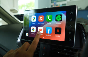 Android Auto Adds YouTube, Missing Key Feature Android Auto Adds YouTube, Missing Key Feature