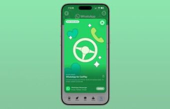 WhatsApp Adds Full CarPlay Interface for Calls WhatsApp Adds Full CarPlay Interface for Calls