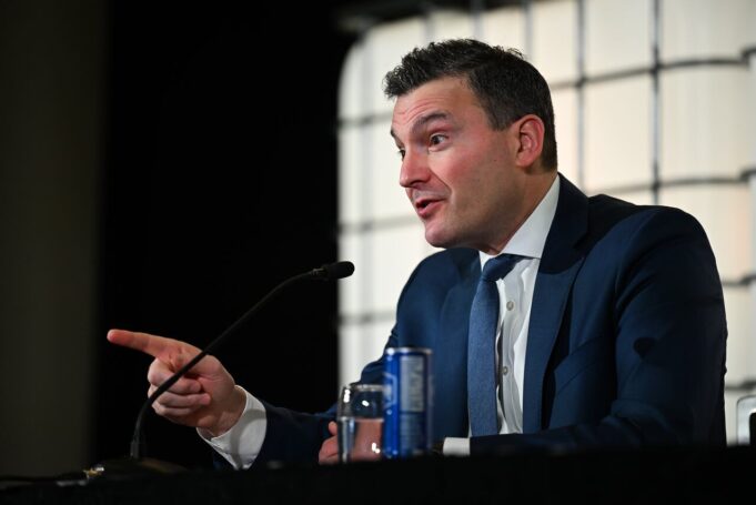 Canada Seeks Sovereign AI Data Centers for Control