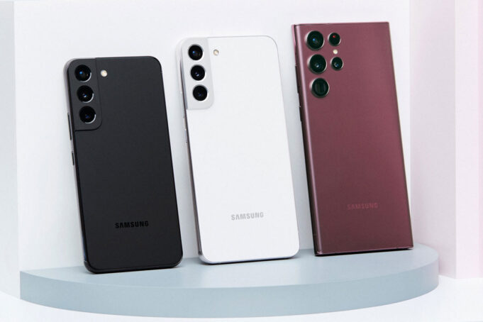 Featured image for: Samsung Galaxy S22 Nears End of Major Software Updates Samsung Galaxy S22 Nears End of Major Software Updates