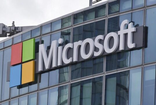 Canada eyes millions in savings with own OS development Canada eyes millions in savings with own OS development